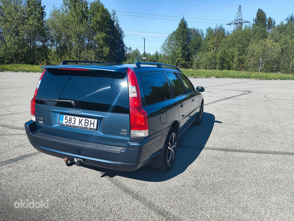 Volvo v70 2.4tdi awd (foto #4)