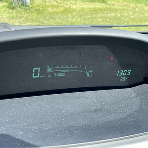 Продам Тойота Ярис 2007 1.3 64Kw (6 фото из 10)