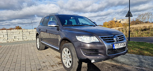 VOLKSWAGEN TOUAREG. 3.0 176kw 2008a (2 foto / 11)