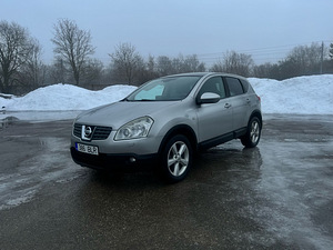 Nissan Qashqai 2.0 110kW 4x4 (2 foto / 11)