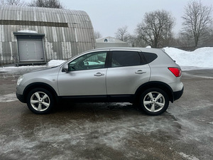 Nissan Qashqai 2.0 110kW 4x4 (5 foto / 11)