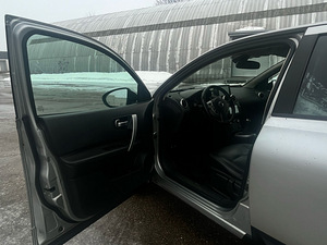 Nissan Qashqai 2.0 110kW 4x4 (10 foto / 11)