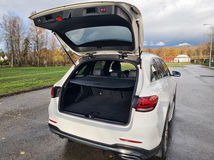 Mercedes GLC220d 2021 (9 фото из 13)