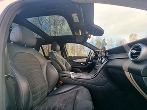 Mercedes GLC220d 2021 (11 фото из 13)
