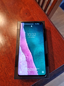 Samsung galaxy s10, galaxy buds (2 foto / 9)