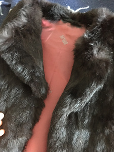 Looduslikust karusnahast vest (2 foto / 3)