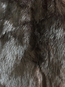 Looduslikust karusnahast vest (3 foto / 3)