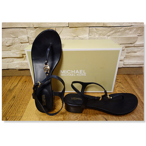 Michael Kors сандалии (3 фото из 5)
