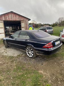 Мерседес Бенц S400 (3 фото из 4)