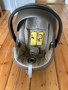 Cybex turvahäll (3 foto / 4)