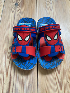 Spiderman sandaalid / suvejalatsid, 25 (2 foto / 2)