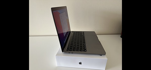 Macbook Pro M1/8gb/512gb (7 foto / 8)