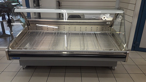 Холодный прилавок/холодильная витрина Norpe Vega 188