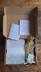 Modem/Wifi ruuter - Technicolor CGA2121 (Elisa) (4 foto / 4)
