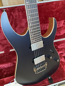 Ibanez RG5121 Prestige (5 foto / 5)