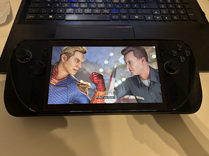 ASUS ROG Ally X - pihukonsool (5 foto / 6)