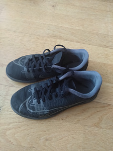 Nike Jalgpalli jalanõud EUR 31 ja 32 (3 foto / 4)