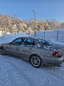 Mercedes-Benz w211 V6 (9 foto / 13)