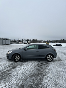 Opel Astra GTC (4 foto / 10)