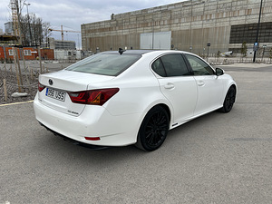 Lexus GS450h Luxury (4 foto / 15)