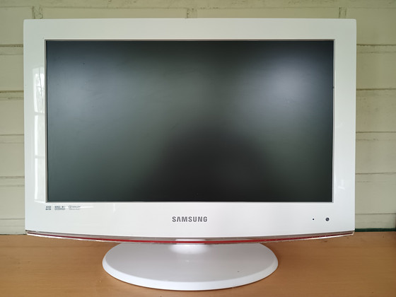 LCD-teler "SAMSUNG" 19", HD Ready, mudel LE19B546