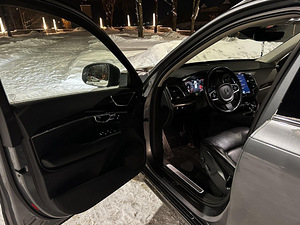 Volvo xc90 (3 фото из 9)