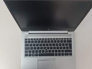 HP EliteBook 735 G5 (Ryzen 3, Radeon GFX, 16 RAM, 256SSD) (10 foto / 10)
