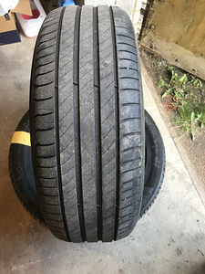 Шины 17” Мишлен 215/55 (2 фото из 3)