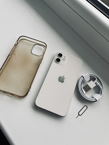 iPhone 12 mini (White) 64GB (2 foto / 6)