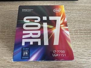 Core i7 7700 (1 foto / 2)