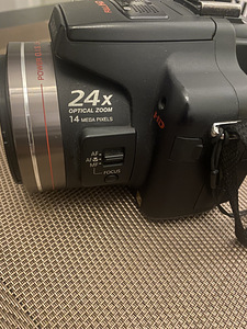 Panasonic Lumix DMC-FZ100 14.1 MP (5 foto / 6)