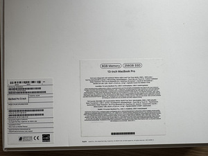 MacBook Pro M1 8/256 (2 фото из 10)