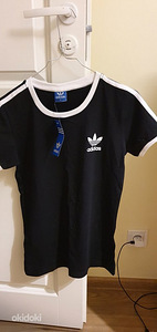 Uus Adidase t-särk ja kleit (1 foto / 3)