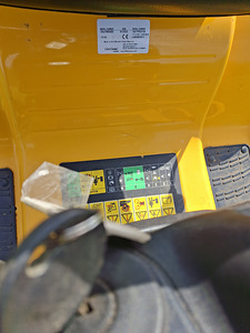 Газонокосилка CubCadet LT3 (5 фото из 5)