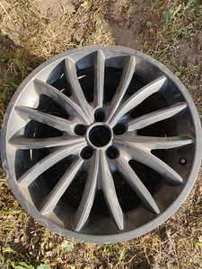 Литые диски alutec 18" 5x112 (1 фото из 2)
