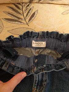 Джинсы Lindex для девочки (2 фото из 3)