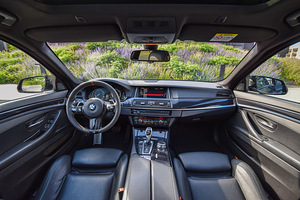 BMW M550 F10 (5 фото из 6)
