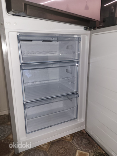 Продам холодильник Hisense (фото #3)