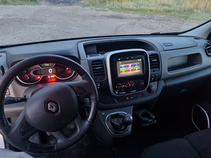 Renault Trafic 2017г 1.6 89кВт (4 фото из 8)