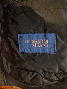 TRUSSARDI. Meeste jope. UUS. (2 foto / 4)