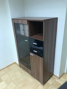 Kvaliteetne ja soliidne kontorimööbel (7 foto / 8)