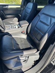 Volkswagen touareg (7 foto / 9)