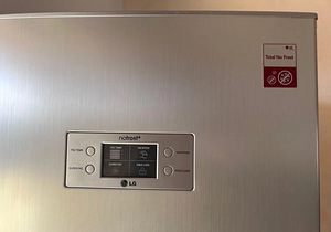 Безледный холодильник Lg из нержавеющей стали 185 см. (5 фото из 5)