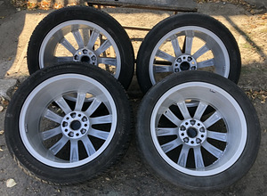 Оригинальные литые диски Vw 5×112r17 с летними шинами (2 фото из 3)