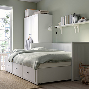 Кровать Ikea Hemnes с 2 матрасами (1 фото из 4)