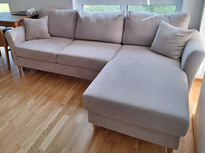 Kvaliteetne Belluse nurgadiivanvoodi pesukastiga 250×160 cm. (1 foto / 2)