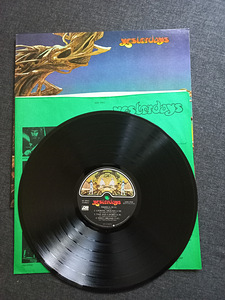 YES "YESTERDAYS" USA (2 foto / 4)