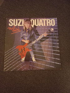 Suzi Quatro "Rock Hard" (1 foto / 4)