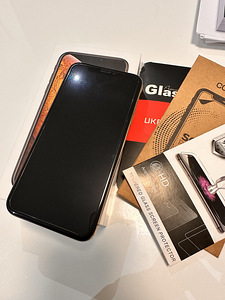 iPhone XS 64GB Gold (2 foto / 4)