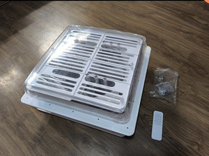 Vent katuseluuk 40x40 (2 foto / 3)